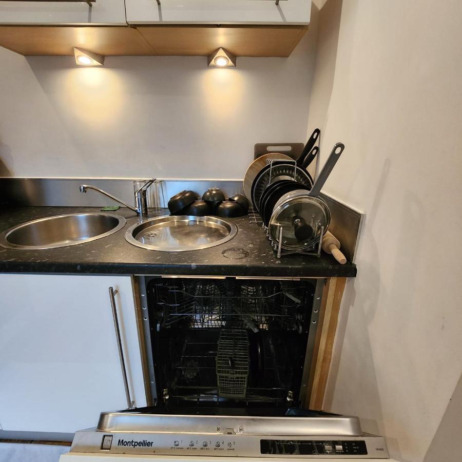 Shared Apartment - Walking From Leeds City Center 외부 사진