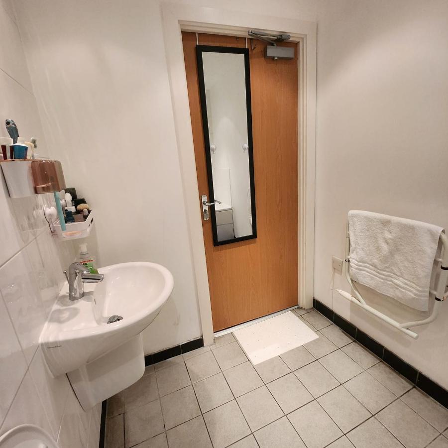 Shared Apartment - Walking From Leeds City Center 외부 사진