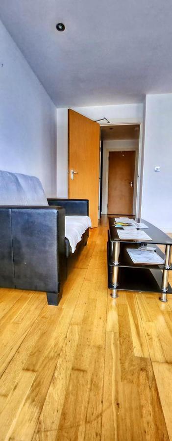 Shared Apartment - Walking From Leeds City Center 외부 사진