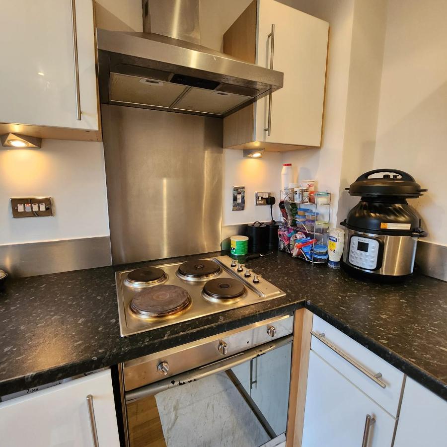 Shared Apartment - Walking From Leeds City Center 외부 사진